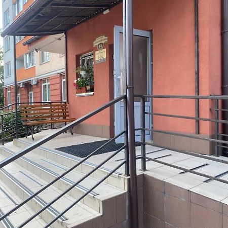 У 2 Хвилинах Від Метро Нова Супер Видова Kyiv Exterior foto